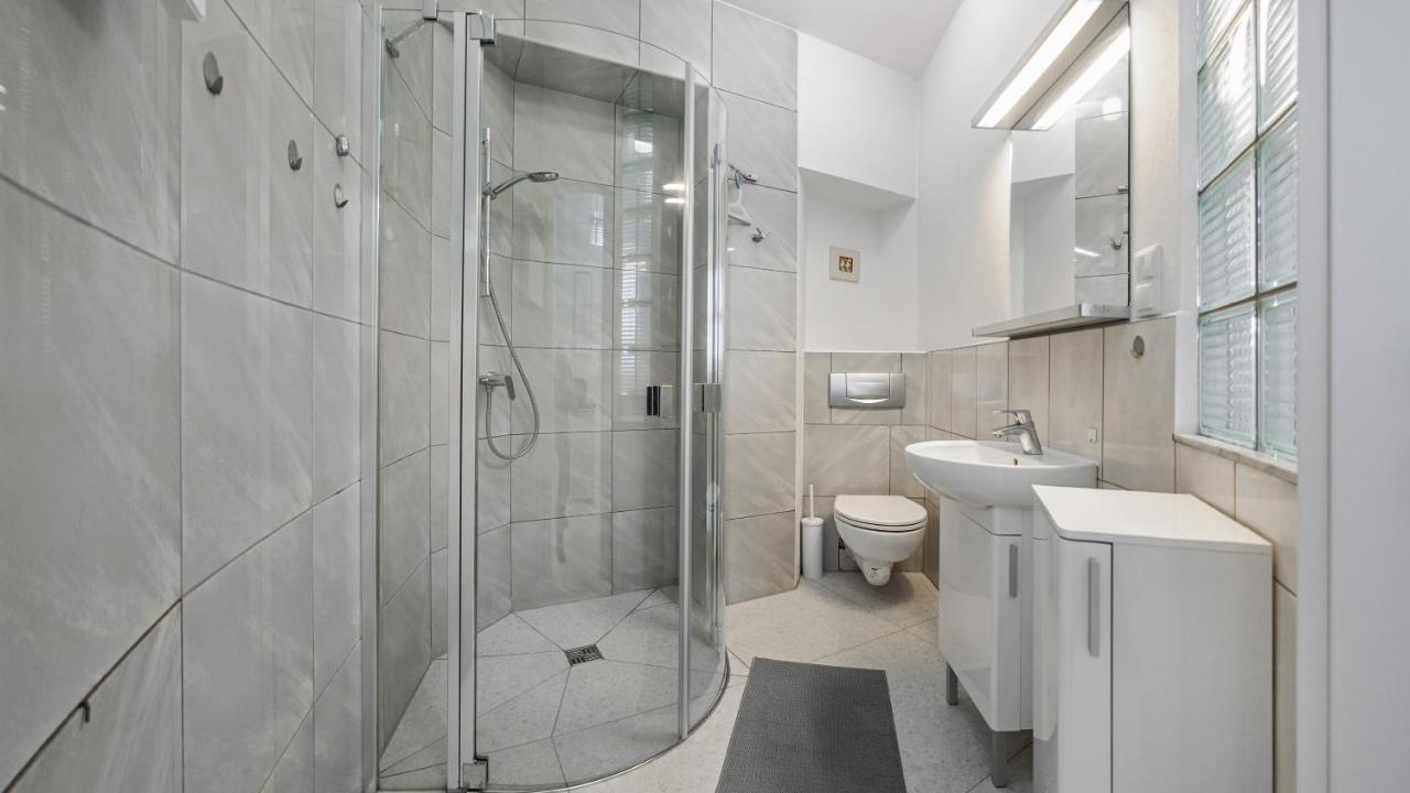 Apartamenty Sun & Snow Traugutta Plaza Sopot Exterior photo