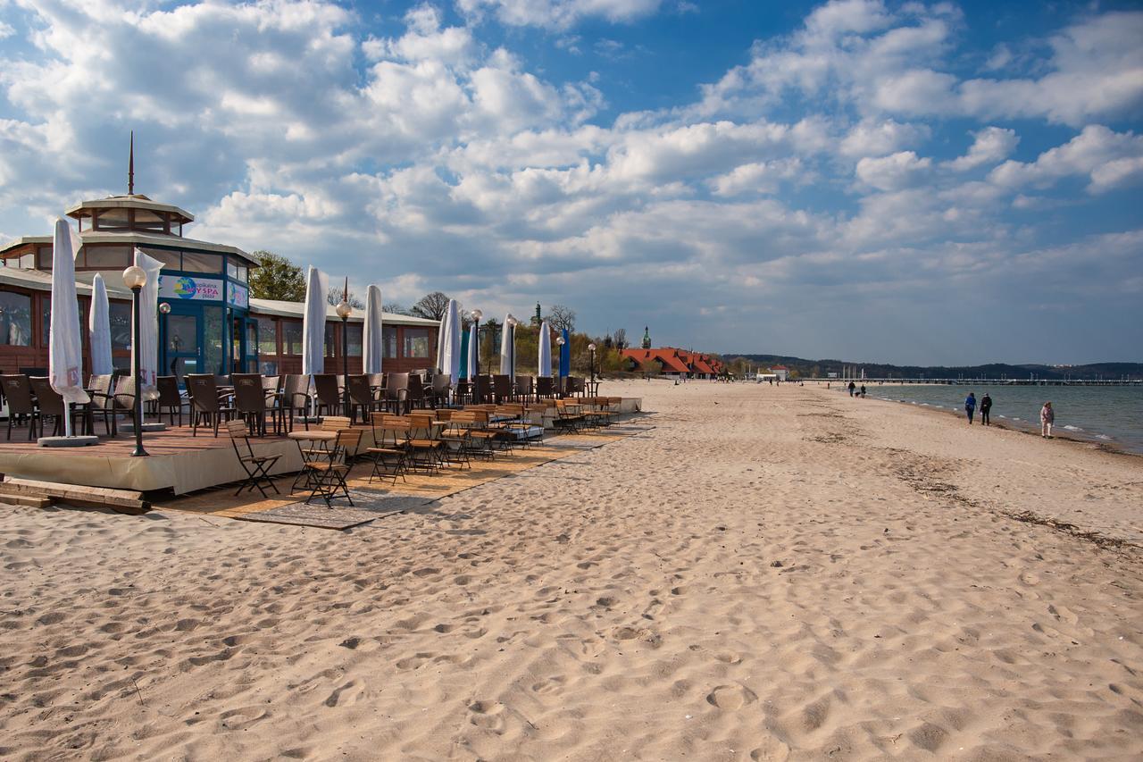 Apartamenty Sun & Snow Traugutta Plaza Sopot Exterior photo